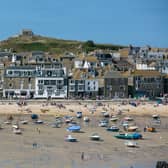 An expert has shared tips and tricks on how to secure a budget-friendly staycation and save money when choosing to holiday in the UK. (Photo: Getty Images)