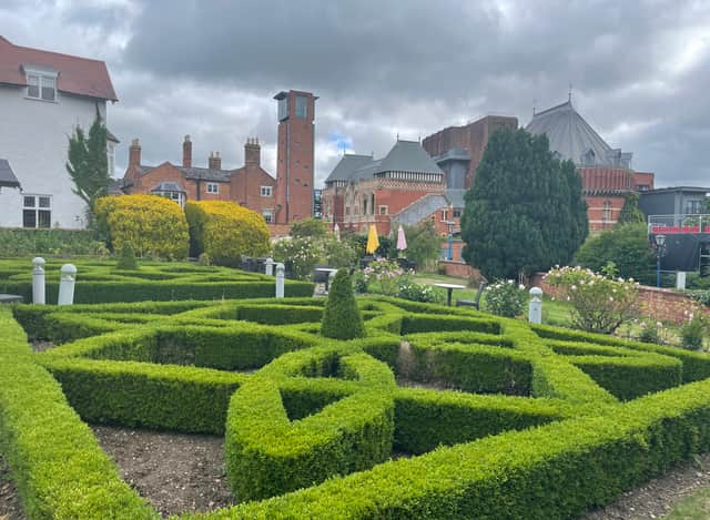 The Arden Hotel grounds, Stratford-Upon-Avon. Photo by Rochelle Barrand.