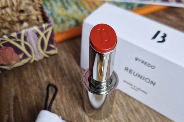 Byredo is a European luxury brand. Its Reunion lipstick is
velvety-soft yet matte. What I love about it is the colour of elegant terracotta muddled with pillar box red for instant va va voom!