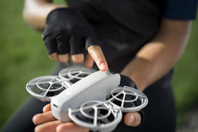 Just tap the preset button to put the drone in the flying mode of your choice