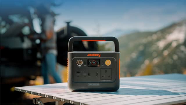 The Jackery Explorer 240 V2