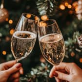 How long are pubs allowed to stay open on Christmas Eve? Opening times for Spoons, Greene King and more (Photo: Lustre Art Group  - stock.adobe.com)