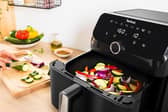 The Easy Fry Mega has a huge single drawer