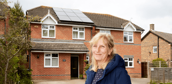 Deborah's solar-powered home in Surrey features 9 panels and a battery storage system installed through Solar Together.
