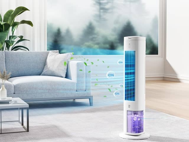 The air cooler uses a tank of cold water, and a pair of ice blocks to send out a super-cool blast of air