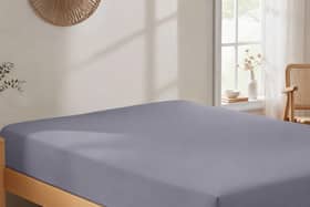 Utopia Bedding Store's fitted sheets come in a range of sizes and colours - but you need to pick carefully to get the best price
