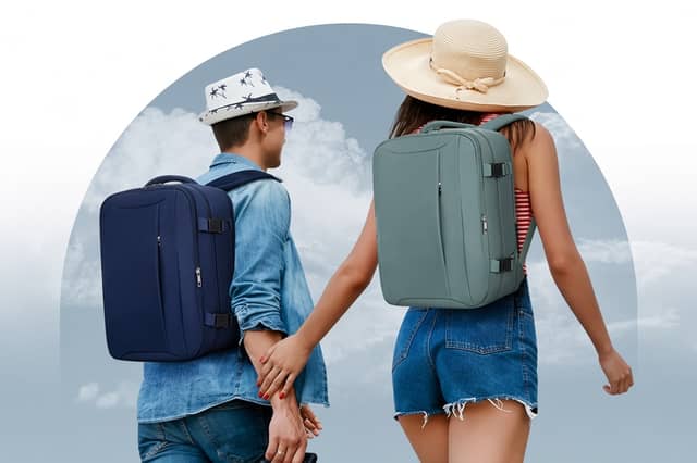 The Xkdoai 40x30x20cm backpack is designed for everyday student use as well as underseat airline travel