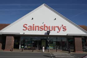 People are queueing for cash points outside Sainsbury’s stores in Sussex after a major IT fault, which has prevented card payments.