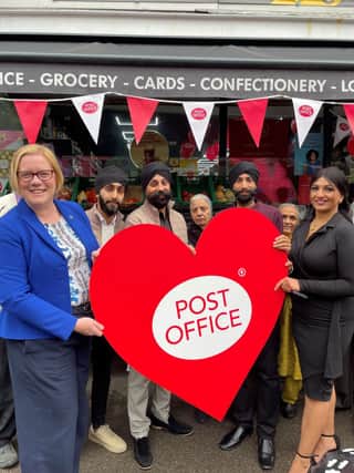 Zöe Franklin MP, Simarjeet Singh, postmaster Kiranjeet Singh, Jagmon Singh and postmaster’s wife Udmeet Kaur.