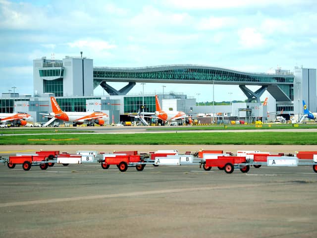 Northern Runway at Gatwick Airport. Pic S Robards SR2108251
