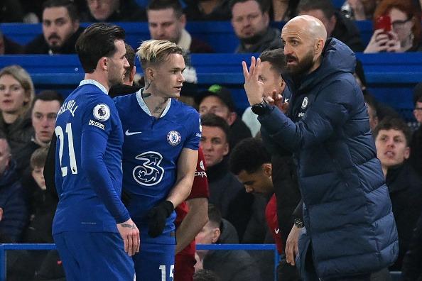 The former Brighton right back left for Chelsea along with Potter and the management team. After Potter was sacked by Chelsea, he managed the team for one match, a 0–0 draw against Liverpool at Stamford Bridge, and left the club on 25 September 2023.