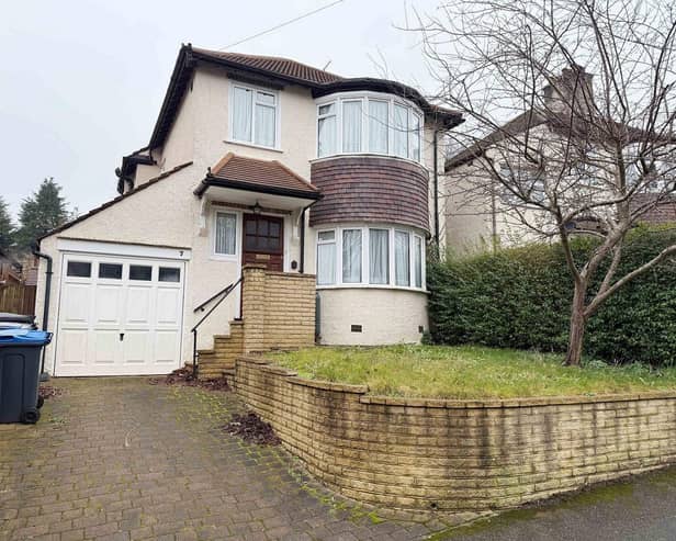 SOLD: 7 The Vale, Coulsdon
