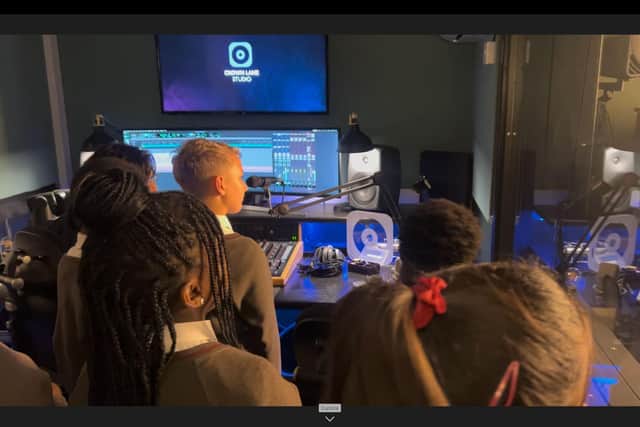 The track Easy Beat was professionally recorded at Crown Lane Studio