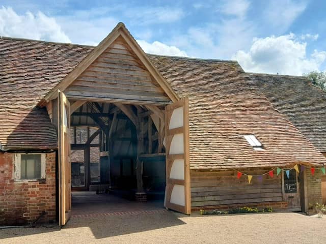 Great Green Barn, Upper House Lane, Surrey, GU5 0SX