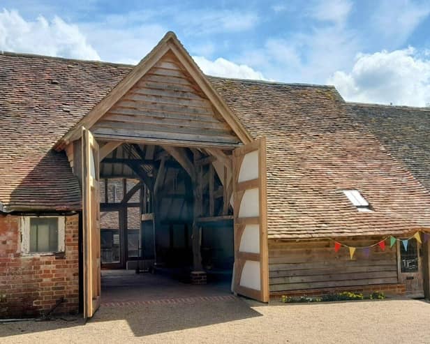 Great Green Barn, Upper House Lane, Surrey, GU5 0SX