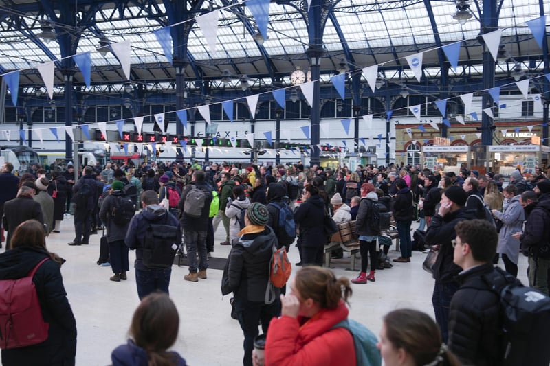 Surrey rail delays: passengers told not to travel with no trains running