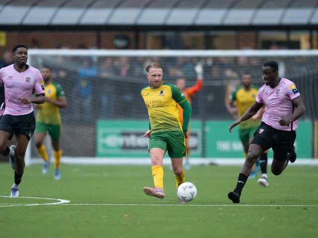 Horsham FC edged out Walton & Hersham 1-0 on a wet and windy afternoon at the Fusion Aviation Community Stadium