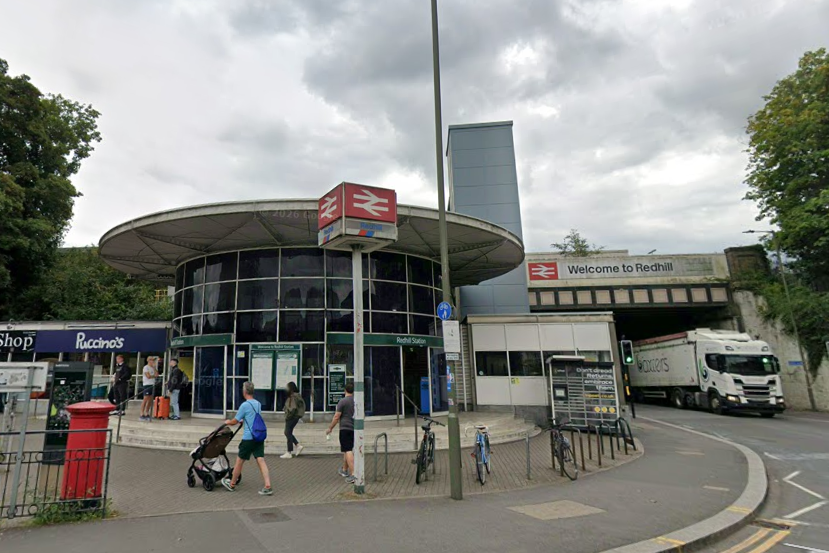 Southern Rail: Fire revealed as cause for train disruption in Surrey